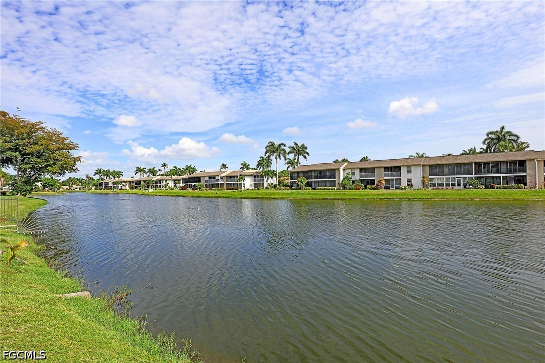 2 Bed Pool Home for Sale in Fort Myers, photo 21