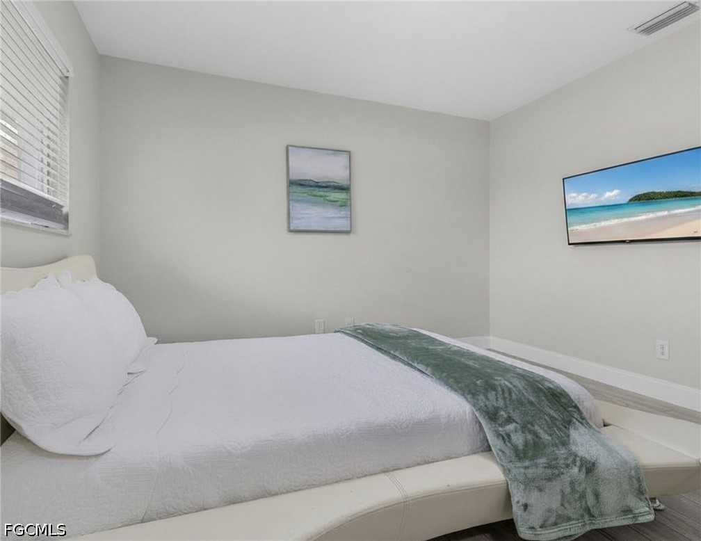 3 Bed Pool Home for Sale in Cape Coral, photo 21