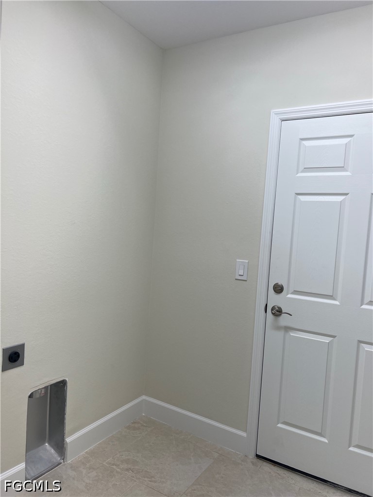3 Bed SingleFamilyResidence for Sale in Lehigh Acres, photo 21