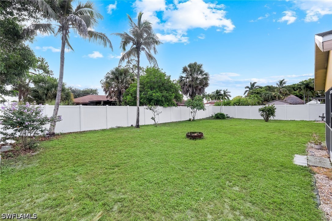 3 Bed SingleFamilyResidence for Sale in Bonita Springs, photo 21