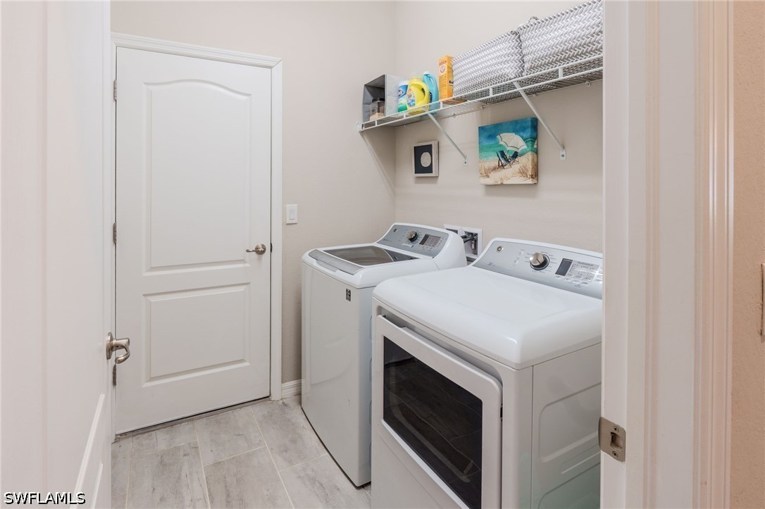 3 Bed SingleFamilyResidence for Sale in Estero, photo 21