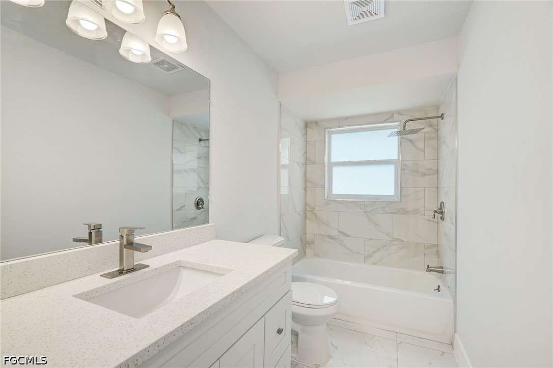 3 Bed Pool Home for Sale in Cape Coral, photo 21