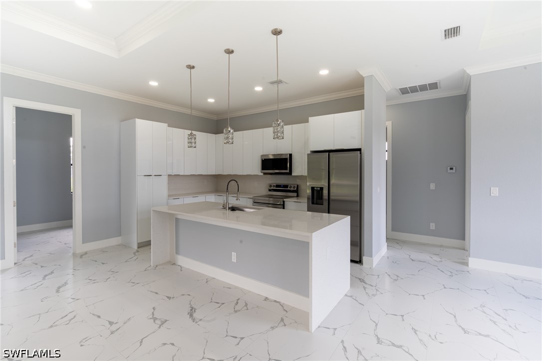4 Bed SingleFamilyResidence for Sale in Lehigh Acres, photo 21