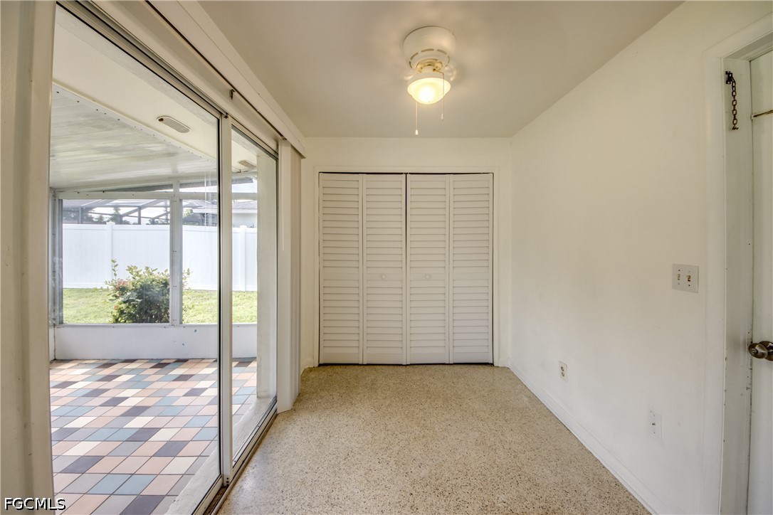2 Bed SingleFamilyResidence for Sale in Cape Coral, photo 21