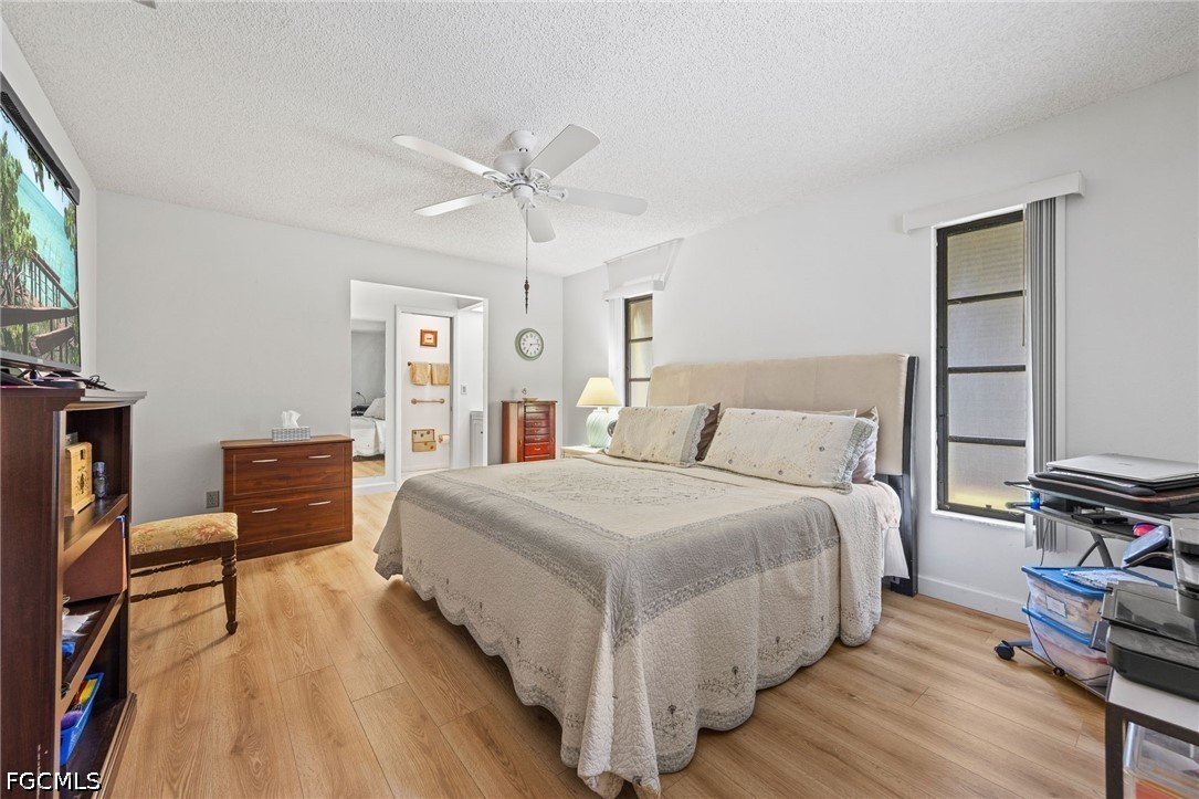 3 Bed Pool Home for Sale in Cape Coral, photo 21