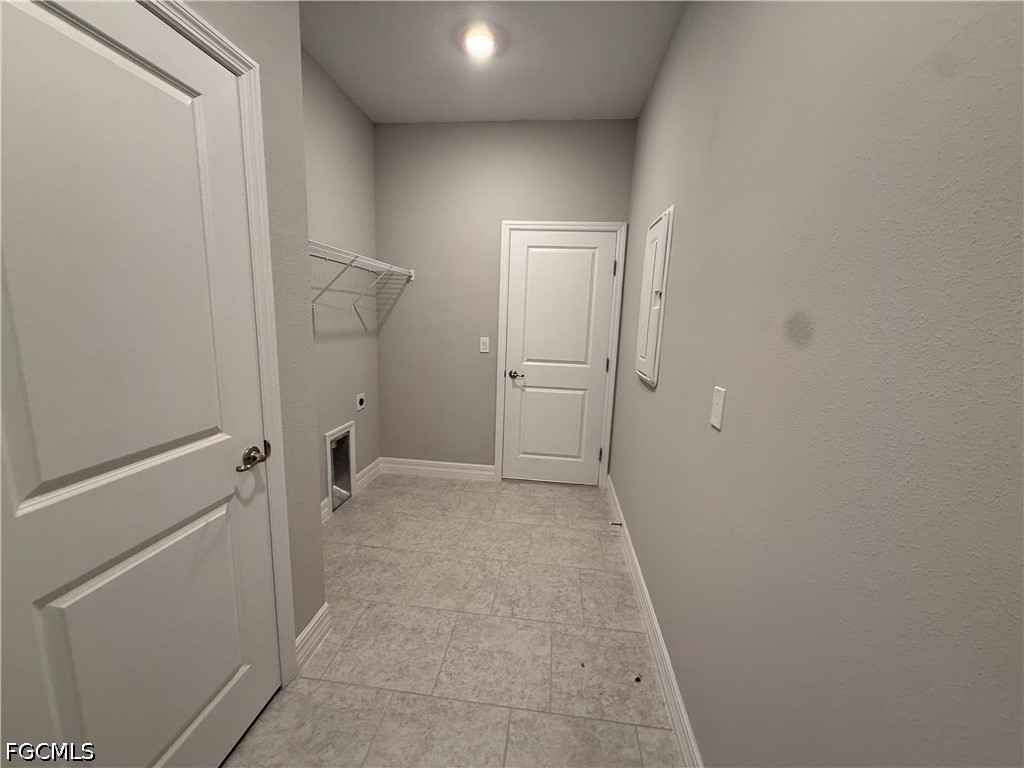 3 Bed SingleFamilyResidence for Sale in Lehigh Acres, photo 21