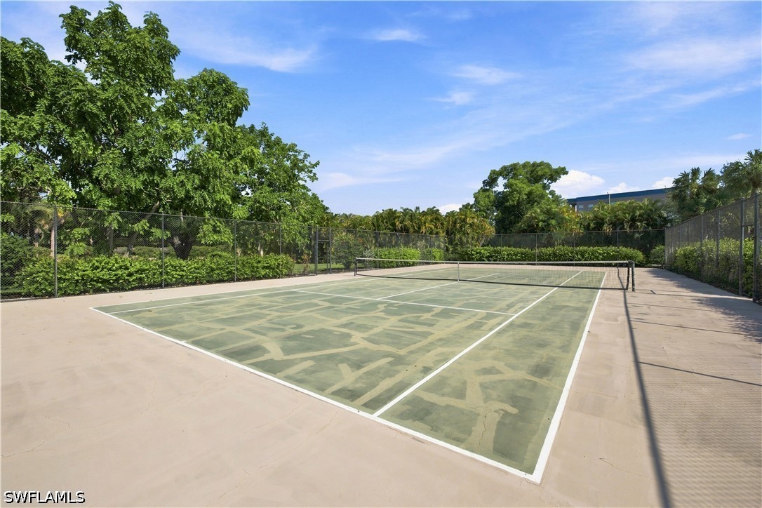 2 Bed Condominium for Sale in Fort Myers, photo 21