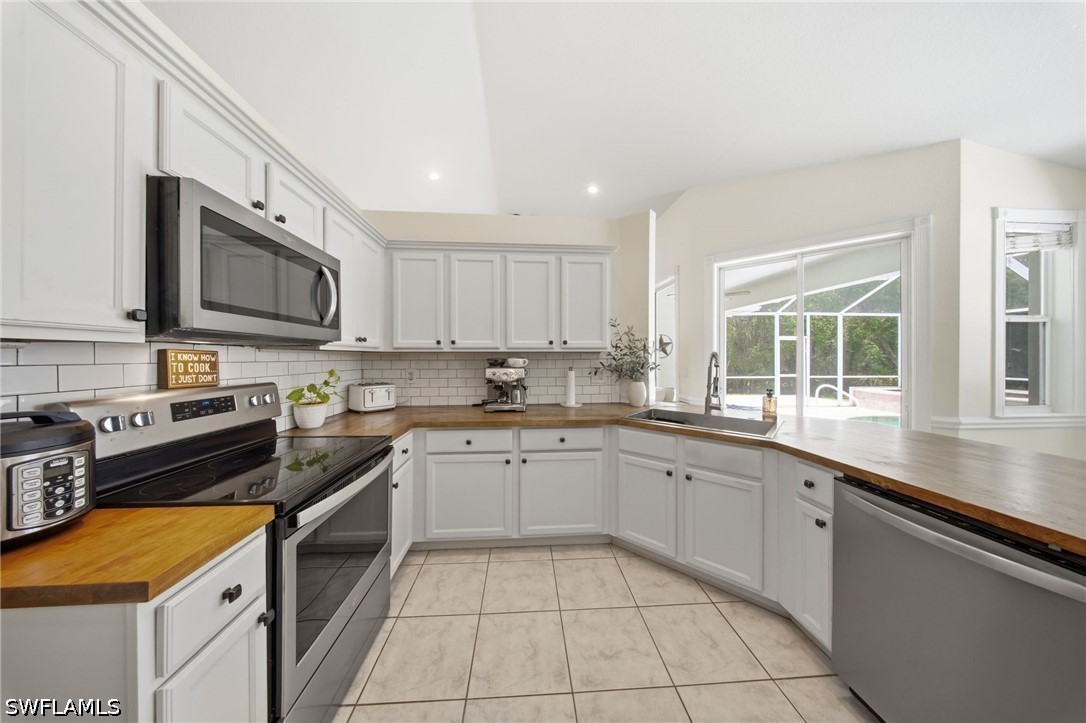 3 Bed Pool Home for Sale in Naples, photo 21