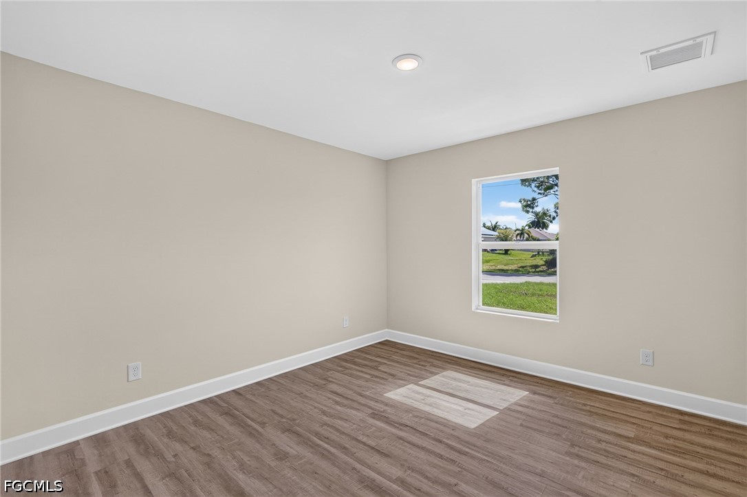 4 Bed SingleFamilyResidence for Sale in Cape Coral, photo 21