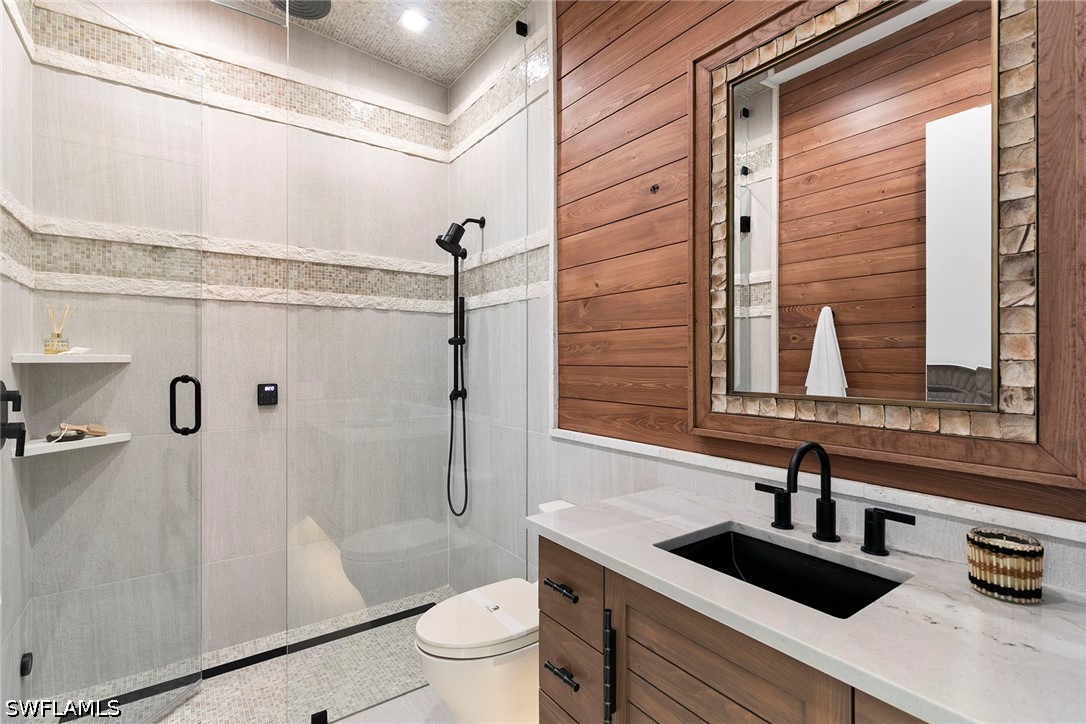 6 Bed Pool Home for Sale in Marco Island, photo 21