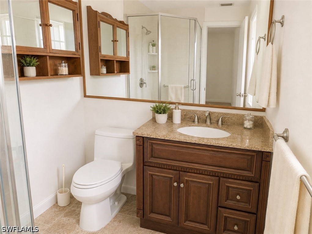 2 Bed SingleFamilyResidence for Sale in Fort Myers, photo 21