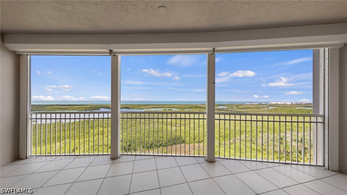 3 Bed Waterfront Home for Sale in Naples, photo 21