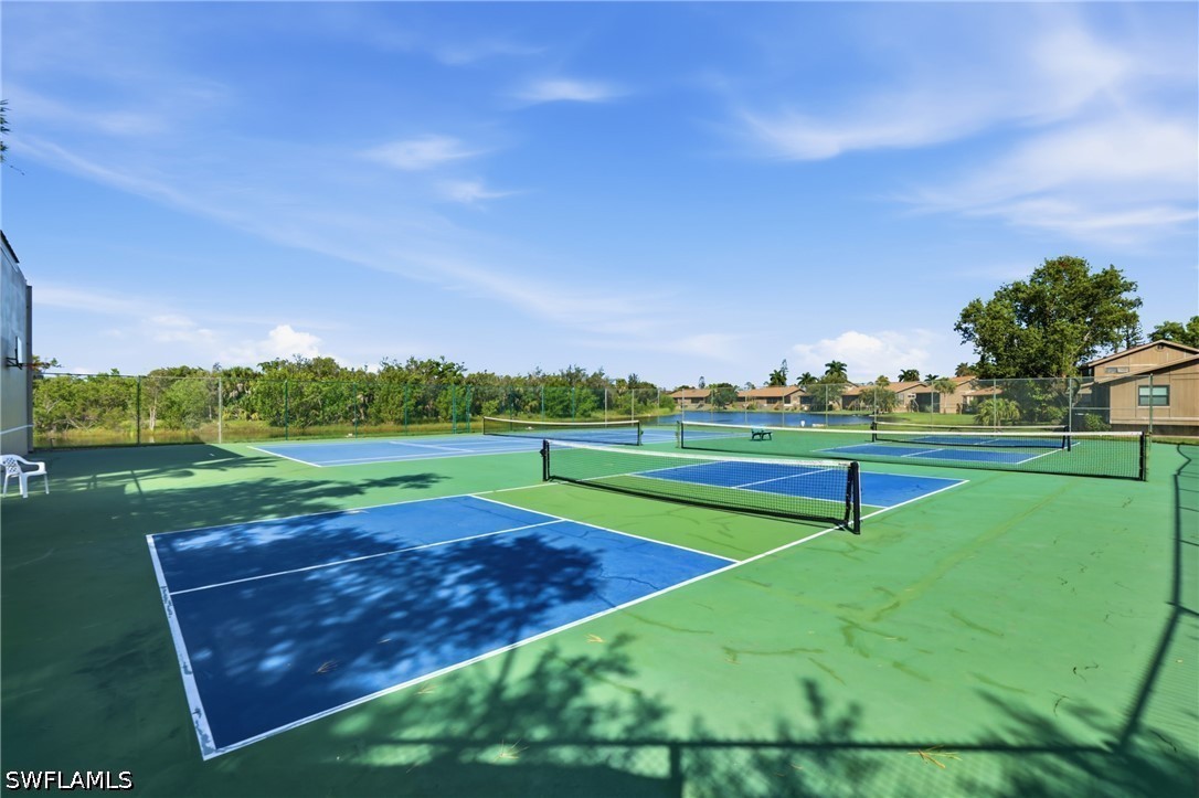 2 Bed SingleFamilyResidence for Sale in Fort Myers, photo 21