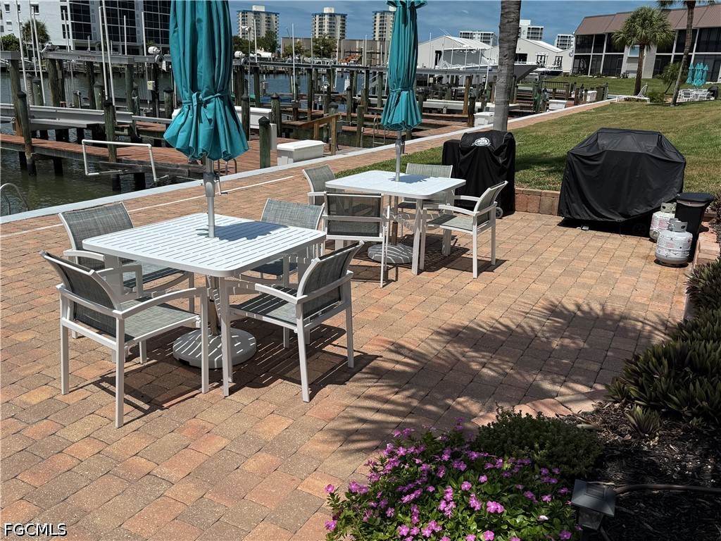 1 Bed Waterfront Home for Sale in Fort Myers Beach, photo 21