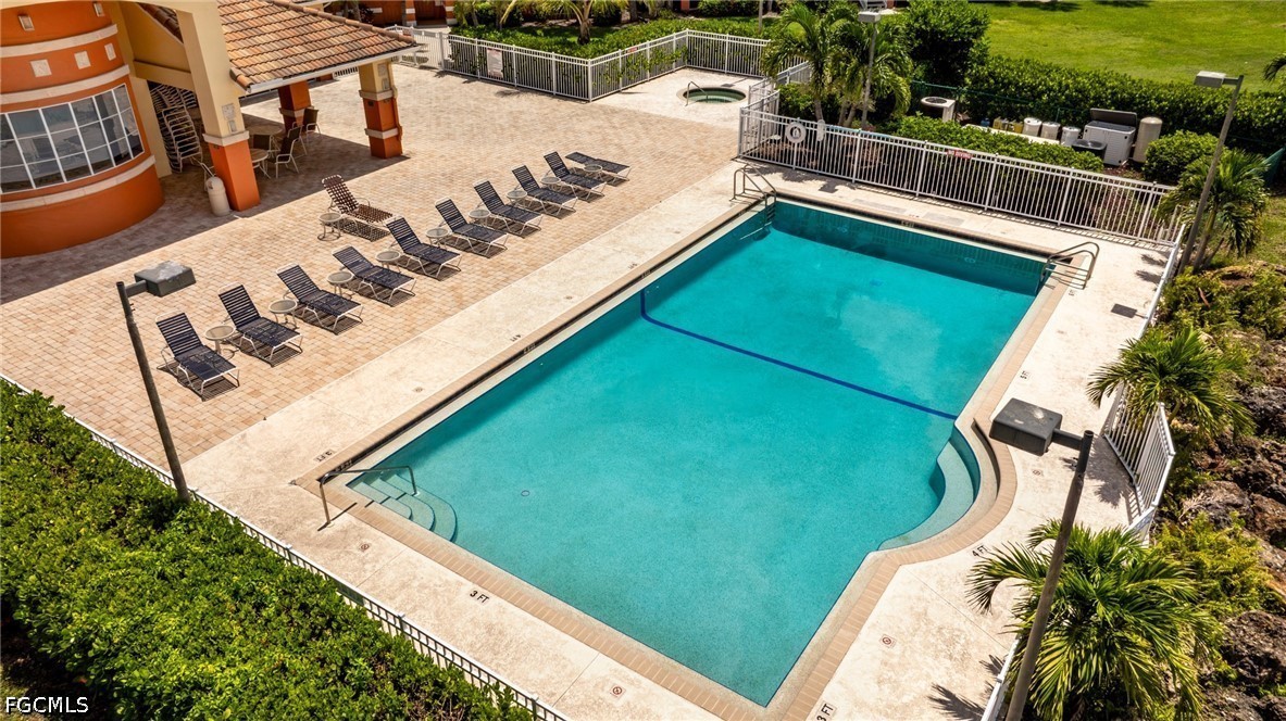 2 Bed Condominium for Sale in Tuscany Gardens, photo 21