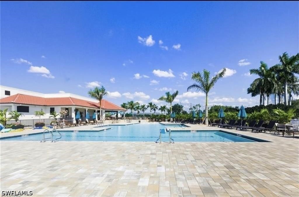 2 Bed Waterfront Home for Sale in Naples, photo 21