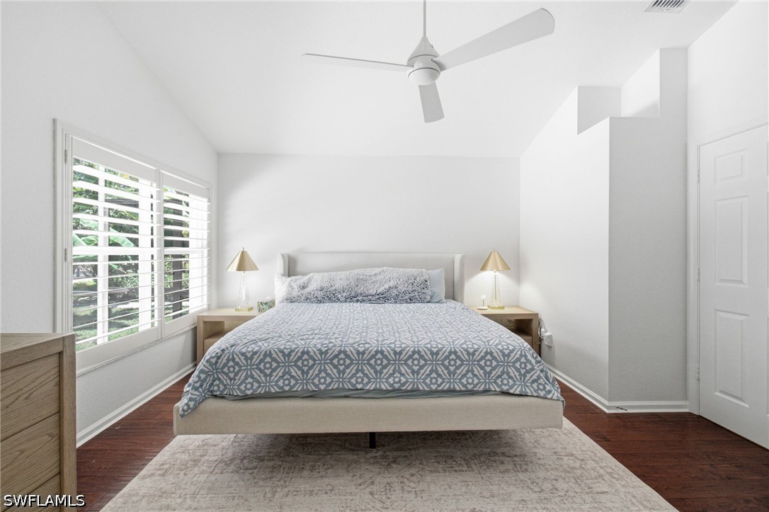 4 Bed SingleFamilyResidence for Sale in Naples, photo 21