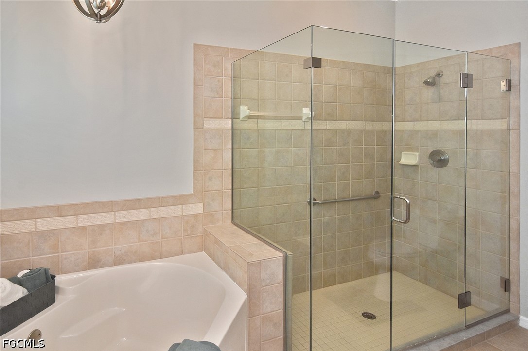 2 Bed Waterfront Home for Sale in Lakemont, photo 21