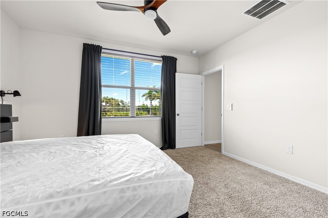 3 Bed SingleFamilyResidence for Sale in Crescent Lakes, photo 21