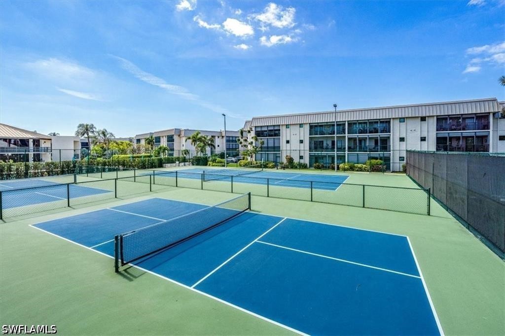1 Bed Condominium for Sale in Naples, photo 21