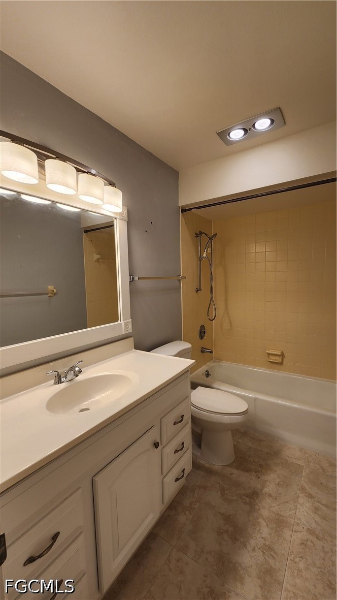 3 Bed Waterfront Home for Sale in Fort Myers, photo 21