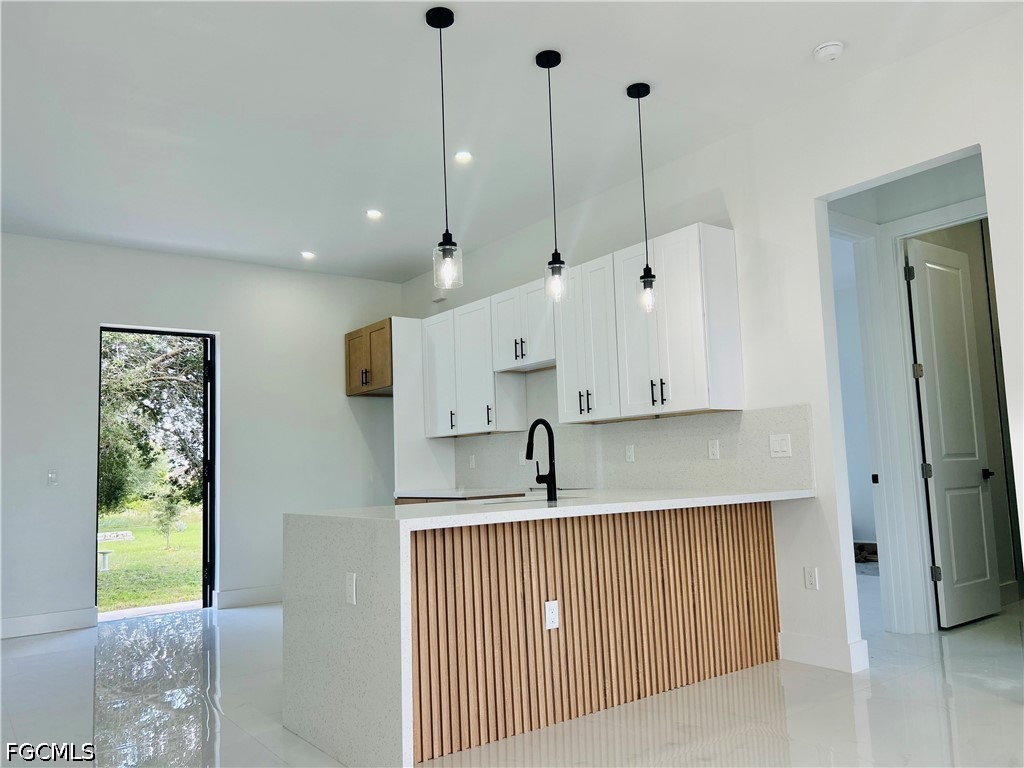4 Bed SingleFamilyResidence for Sale in Lehigh Acres, photo 21