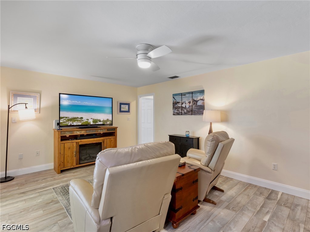 3 Bed Pool Home for Sale in Mcgregor Isles, photo 21