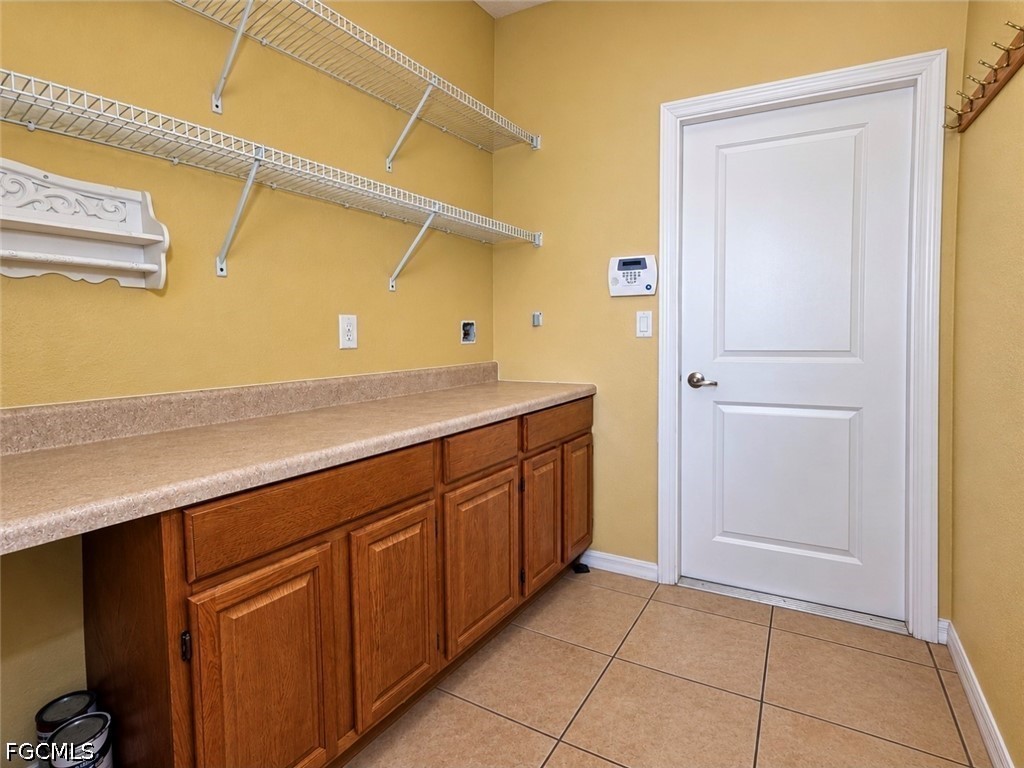 3 Bed Pool Home for Sale in Cape Coral, photo 21