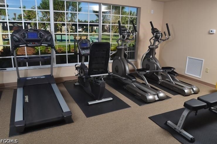 Waterfront Home for Sale in Fort Myers, photo 21