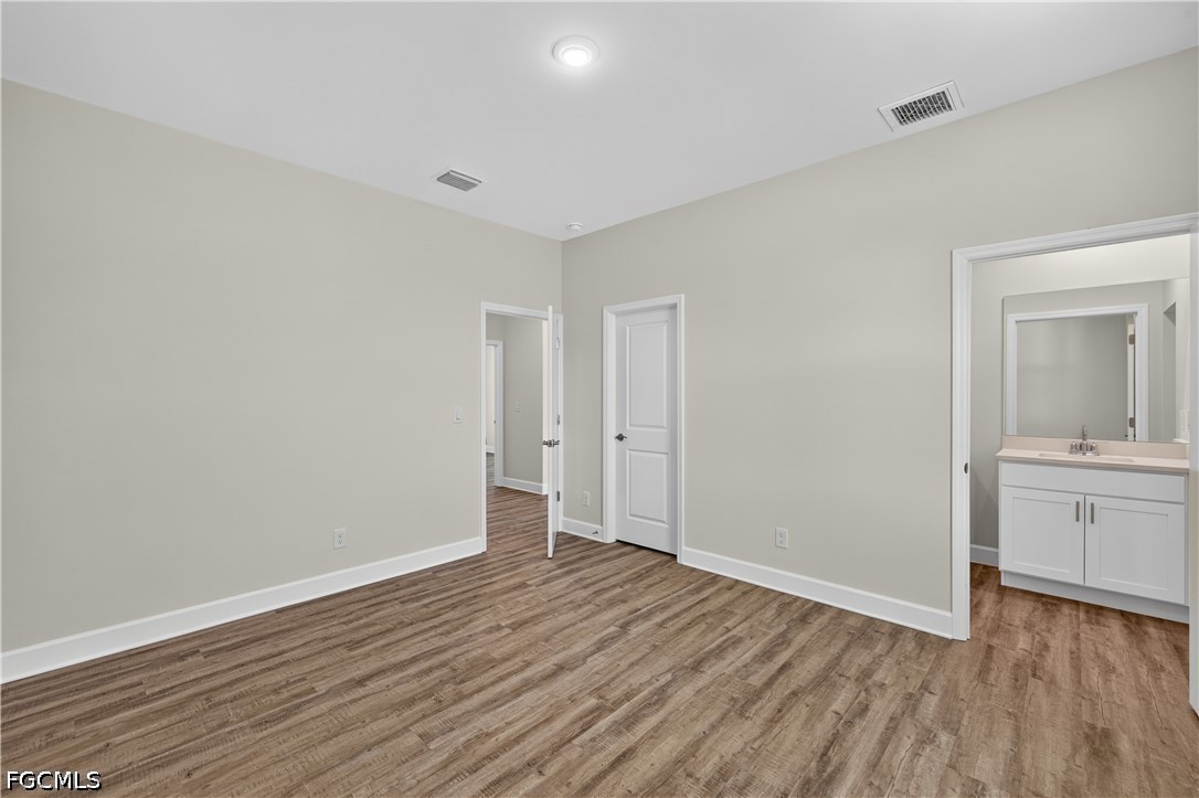 4 Bed SingleFamilyResidence for Sale in Cape Coral, photo 21