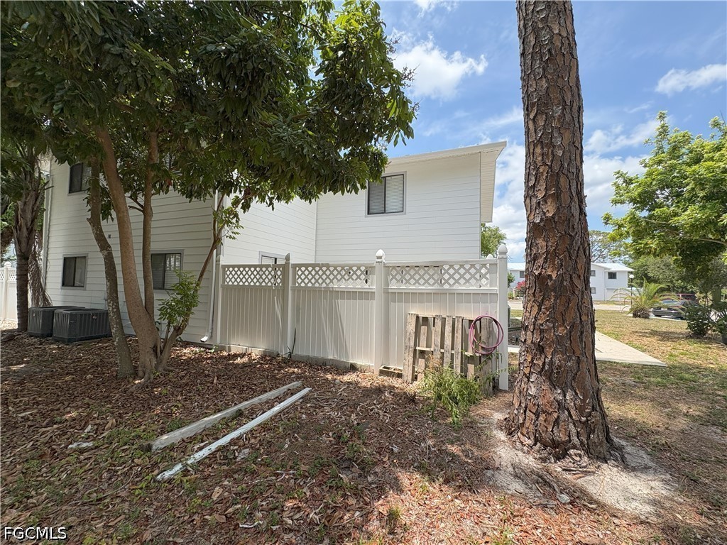 2 Bed Townhouse for Sale in Fort Myers, photo 21