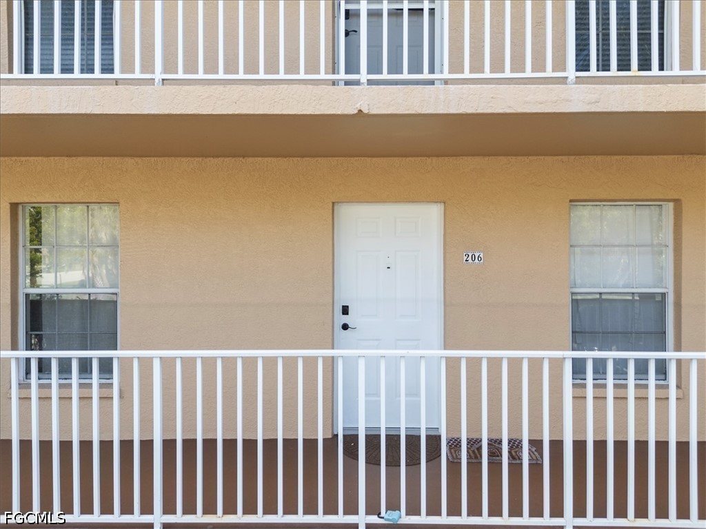 2 Bed Waterfront Home for Sale in Naples, photo 21