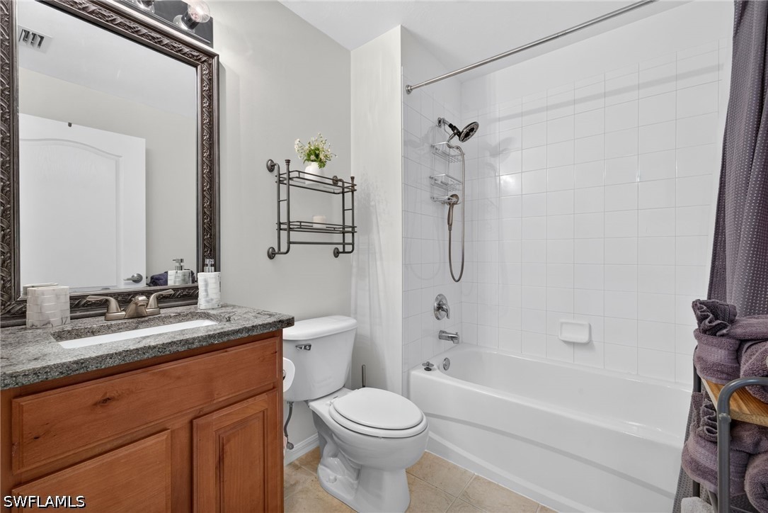 2 Bed Waterfront Home for Sale in Naples, photo 21