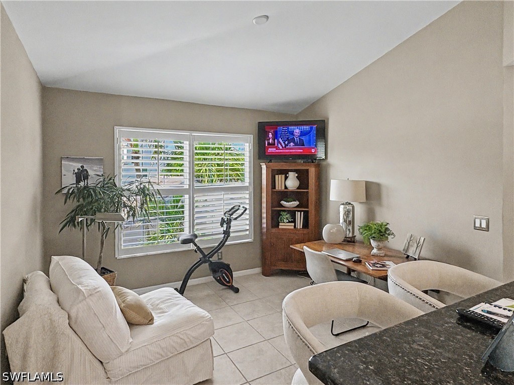2 Bed Condominium for Sale in Naples, photo 21