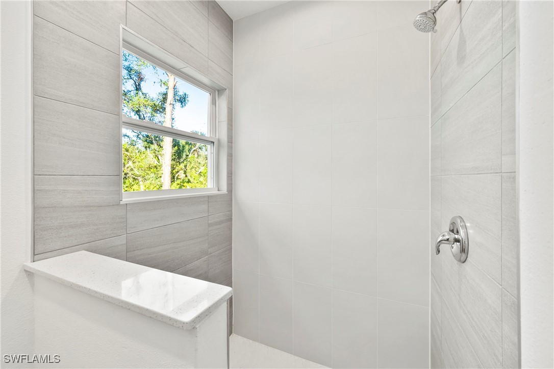 3 Bed SingleFamilyResidence for Sale in Port Charlotte, photo 22