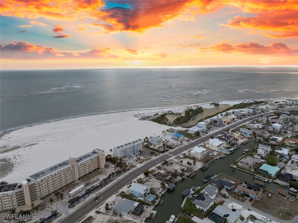 2 Bed Waterfront Home for Sale in Castle Beach Condo, FL — photo 22