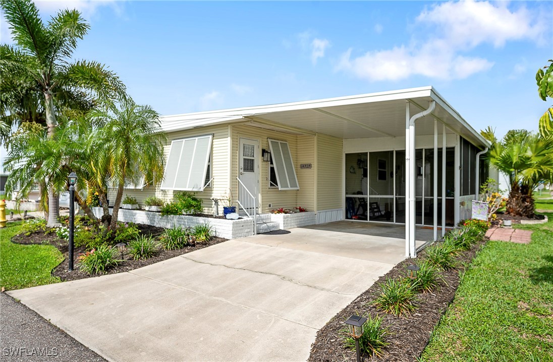 2 Bed ManufacturedHome for Sale in Old Bridge Village, FL — photo 22