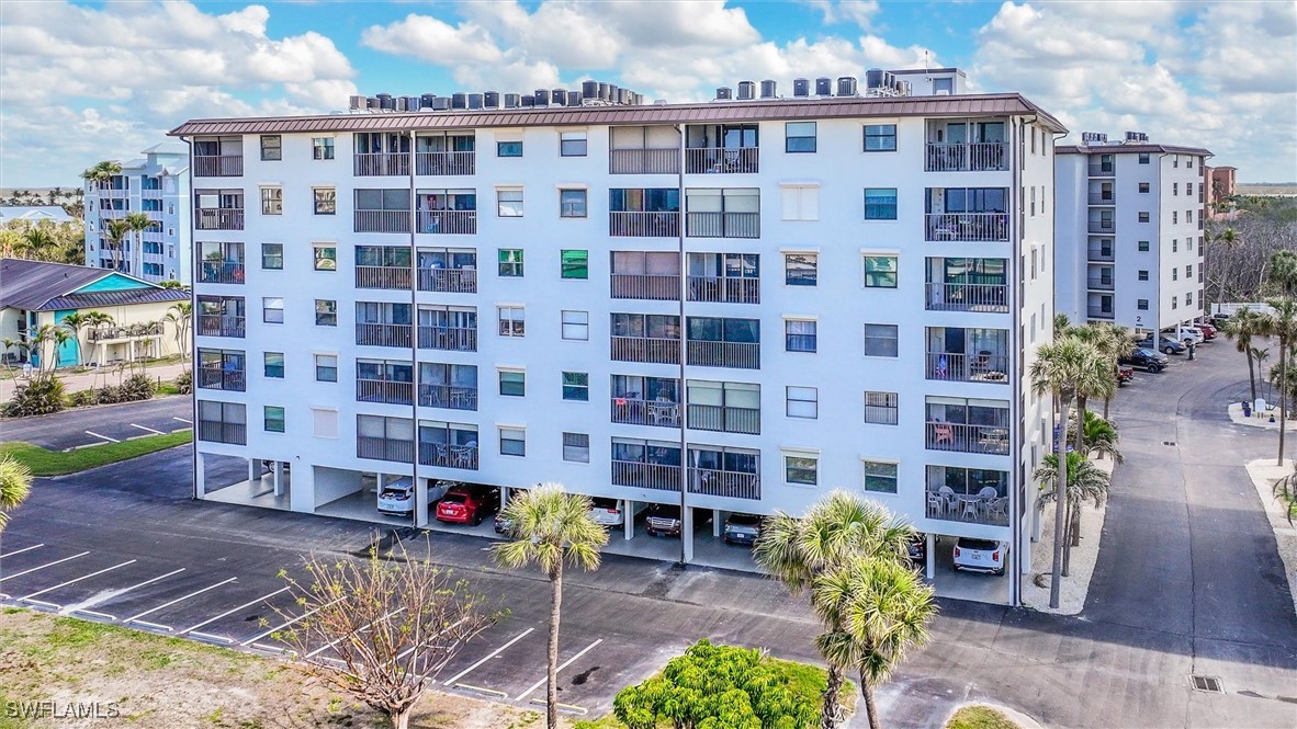 2 Bed Condominium for Sale in Fort Myers Beach, FL, $299,000 — photo 22