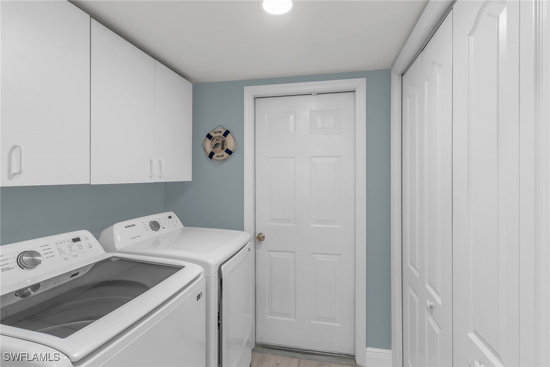 2 Bed Waterfront Home for Sale in Sunrise Cay, FL, $399,000 — photo 22