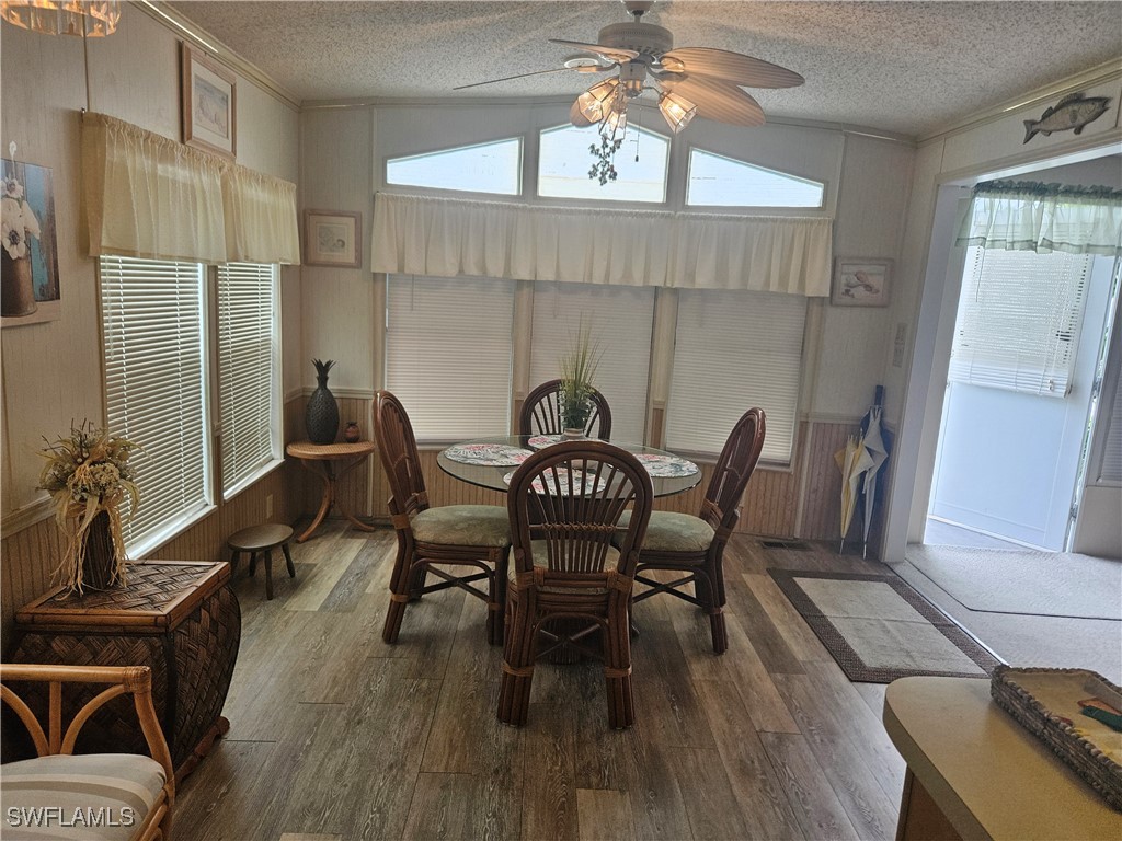 1 Bed ManufacturedHome for Sale in Naples, FL, $87,500 — photo 22