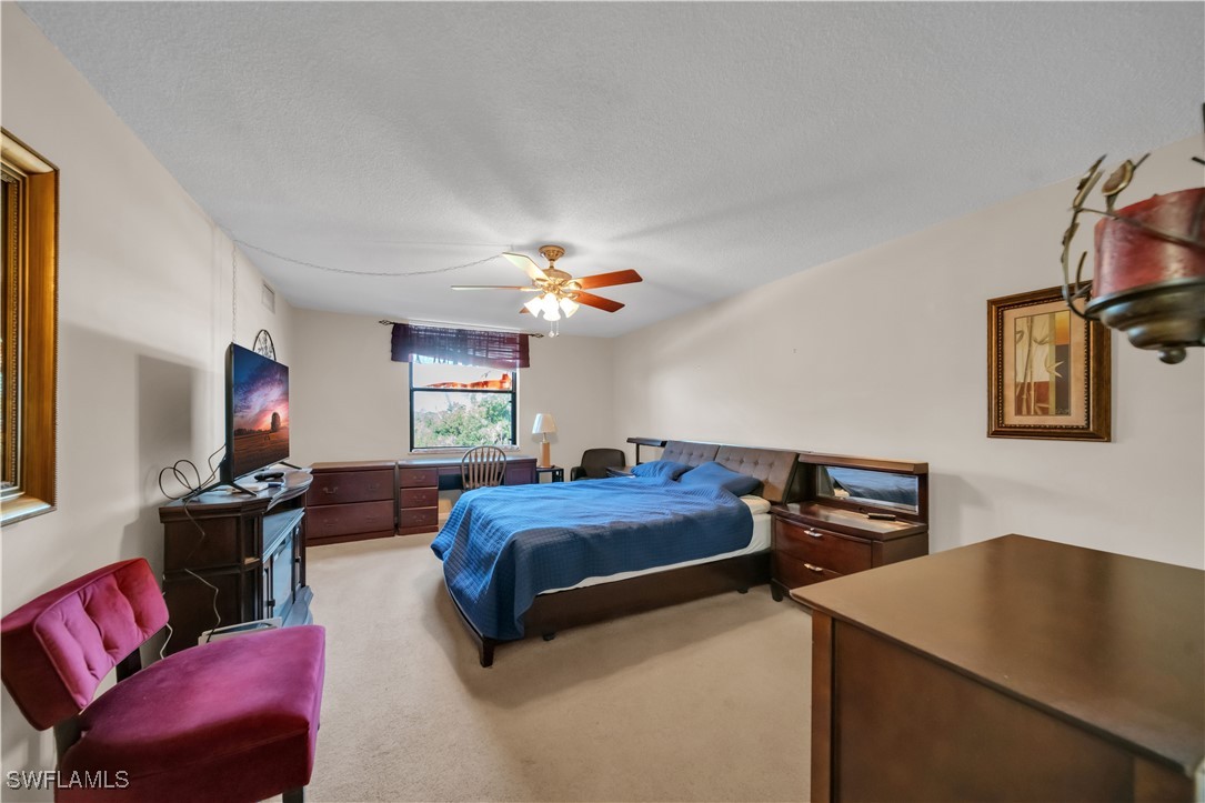 1 Bed Waterfront Home for Sale in Schooner Bay, photo 22