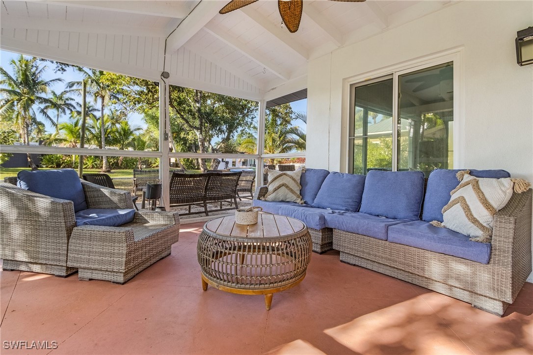 2 Bed Waterfront Home for Sale in Fort Myers, photo 22