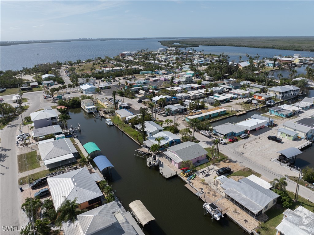 2 Bed Waterfront Home for Sale in Matlacha, photo 22