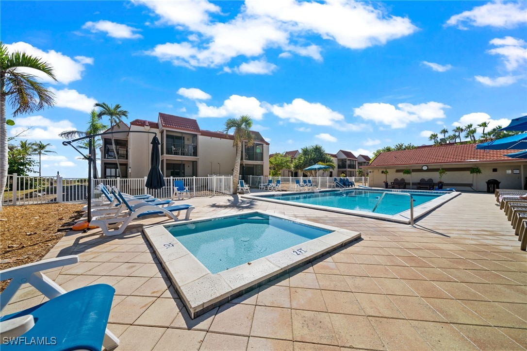 2 Bed Condominium for Sale in Sanibel, photo 22