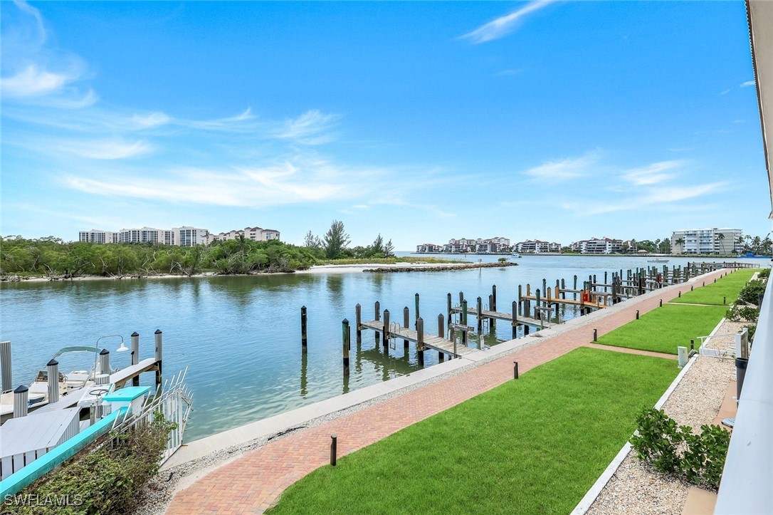 2 Bed Waterfront Home for Sale in Marco Island, photo 22