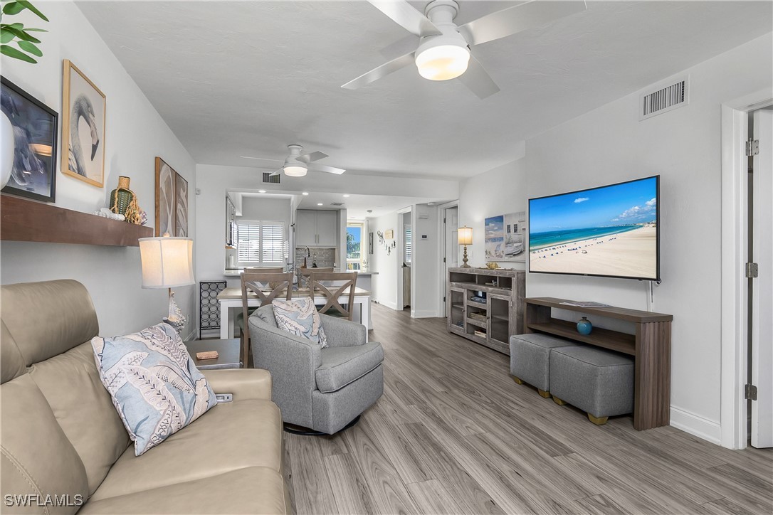 2 Bed Waterfront Home for Sale in Marco Island, photo 22