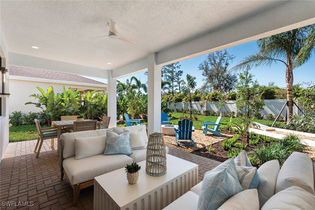 3 Bed SingleFamilyResidence for Sale in Valencia Harbor, FL — photo 22