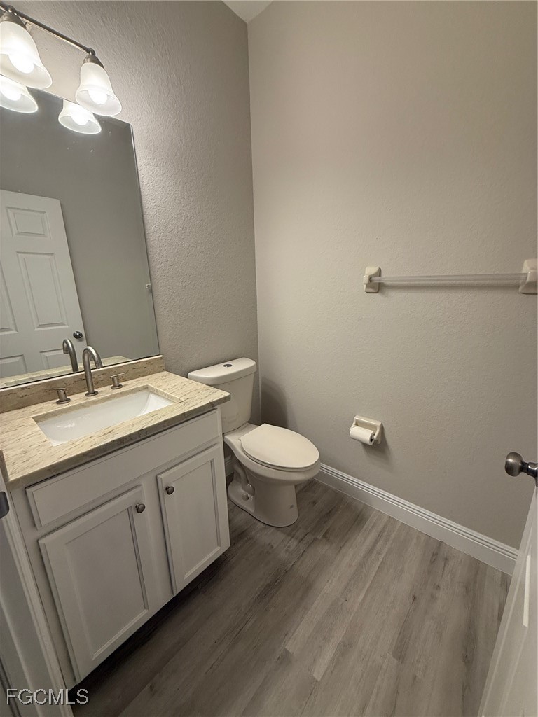 5 Bed Waterfront Home for Sale in Lehigh Acres, photo 22