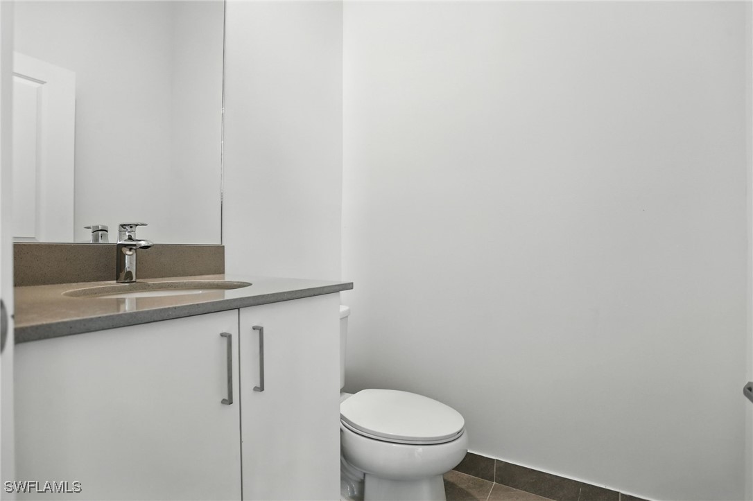 3 Bed SingleFamilyResidence for Sale in Silverwood, FL — photo 22