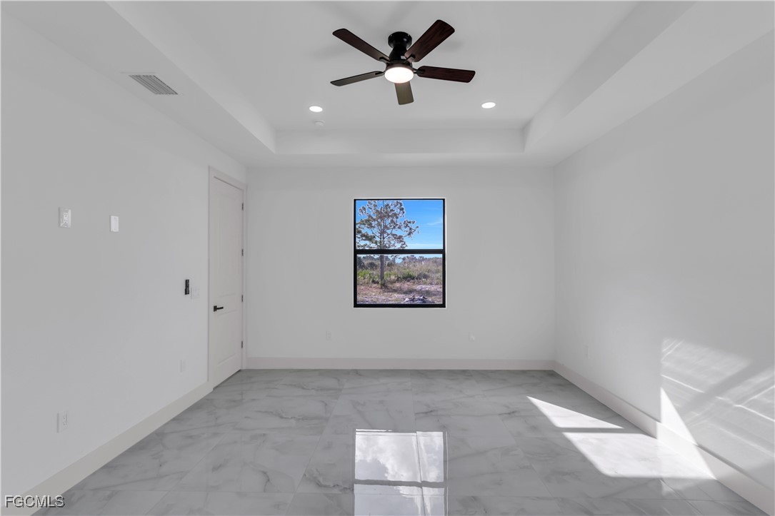 3 Bed SingleFamilyResidence for Sale in Lehigh Acres, photo 22